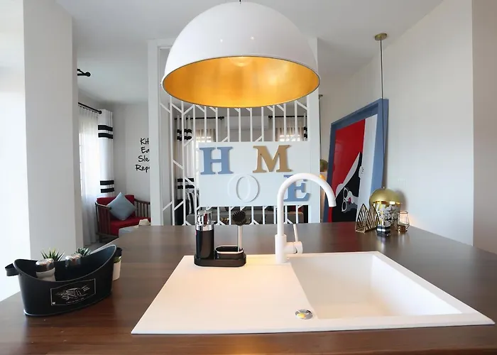 Alpsuites Safran Apartment *